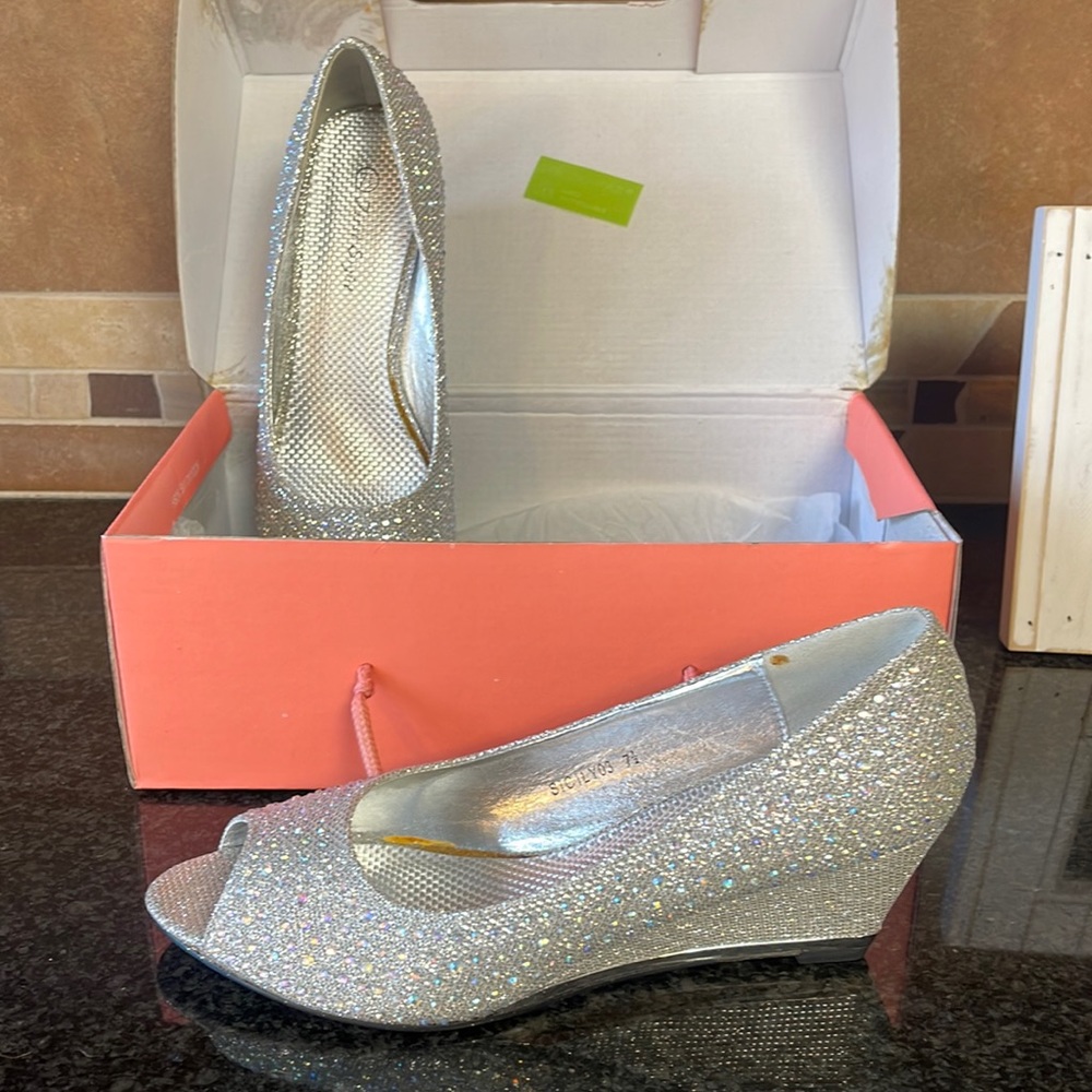 First Sight jeweled lady dress shoe